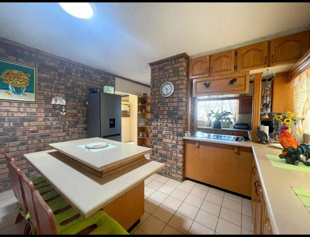 3 BEDROOM HOUSE FOR SALE IN CASSELDALE